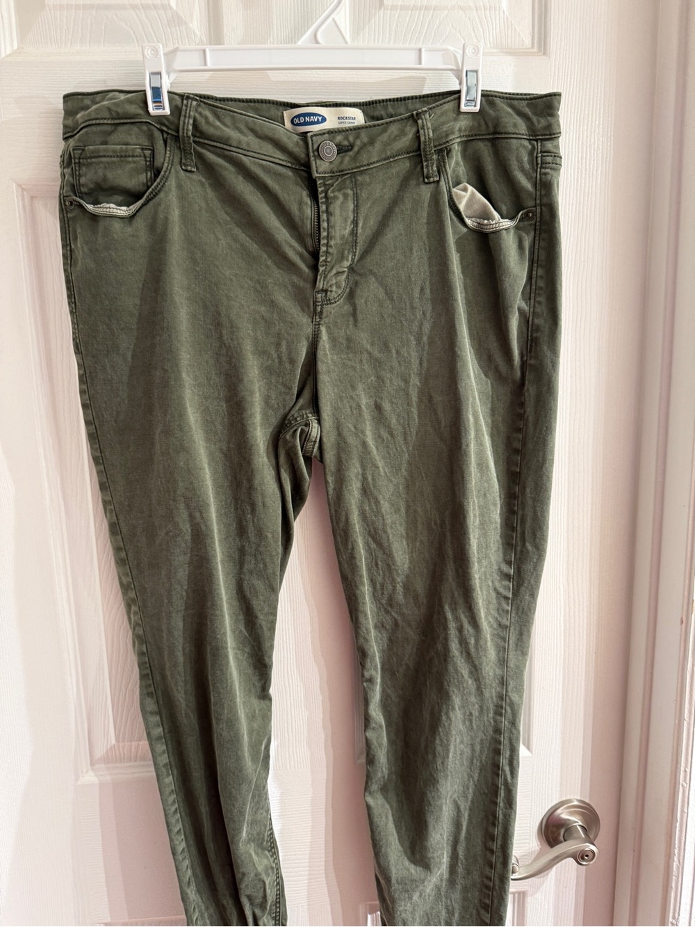 Old Navy Women’s Skinny Jeans